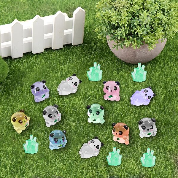 Set mit 35 leuchtenden Mini-Pandas aus Kunstharz für kreative Dekorationen und Heimwerkerarbeiten