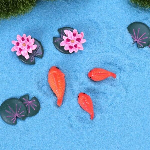 Figurines miniatures de poissons rouges en résine pour jardins fleuris et décorations