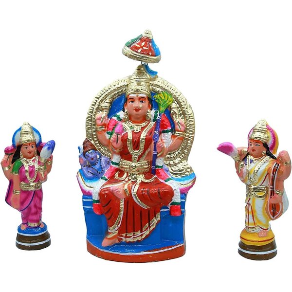 Set med 9 Golu Kolu dockor i mångfärgad naturlig lera för Navaratri och Dussera