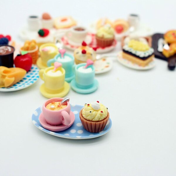 Realistisches Miniatur-Dessert aus Kunstharz für Puppenhäuser – Zubehör 1:12