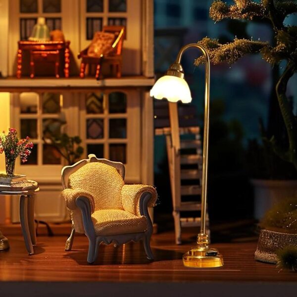 LED-Leuchten für 1:12 Puppenhaus – Set aus 2 batteriebetriebenen Vintage-Lampen