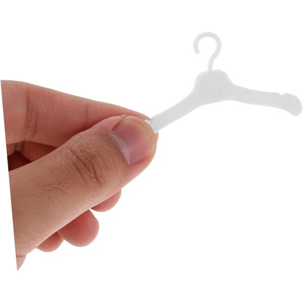 Hemobllo 50piezas Perchas de Plástico para Casa de Muñecas Perchero Miniatura para Organizar y Exhibir Conjuntos Miniatura Perchas Pequeñas para Guardarropa de Muñecas