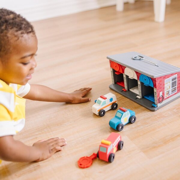 Melissa & Doug Llaves & Coches de Rescate de Garaje