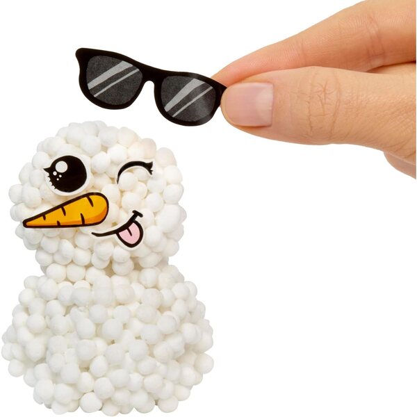 L.O.L. Überraschung! Snow Style Tots – Winterpuppe mit Schnee-Accessoires und Christbaumkugel