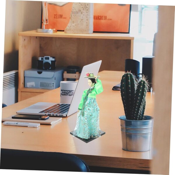 Muñeca en tissu vert Hanbok coréen, décoration traditionnelle pour la maison et le bureau