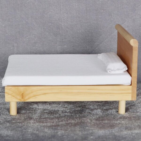 Letto doppio in legno scala 1:12 per case delle bambole con tessuto di alta qualità