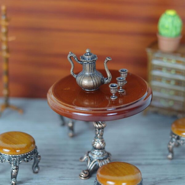 Set Vintage Tavolino Rotondo con 4 Sedie Miniatura 1:12 per Case delle Bambole