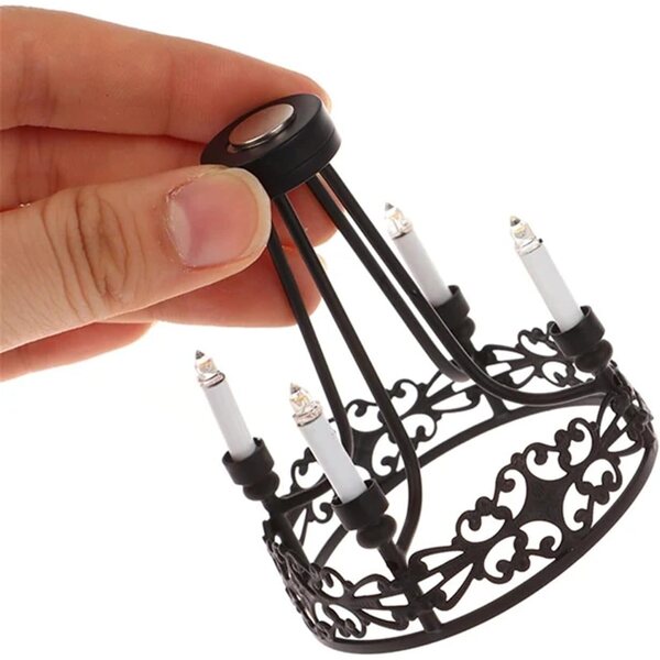 Lampadario in metallo per casa delle bambole - Miniatura decorativa 7 cm