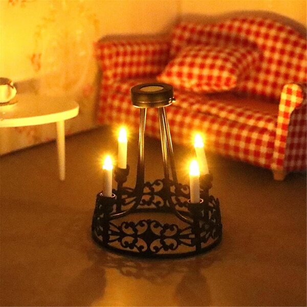 Lampadario in metallo per casa delle bambole - Miniatura decorativa 7 cm