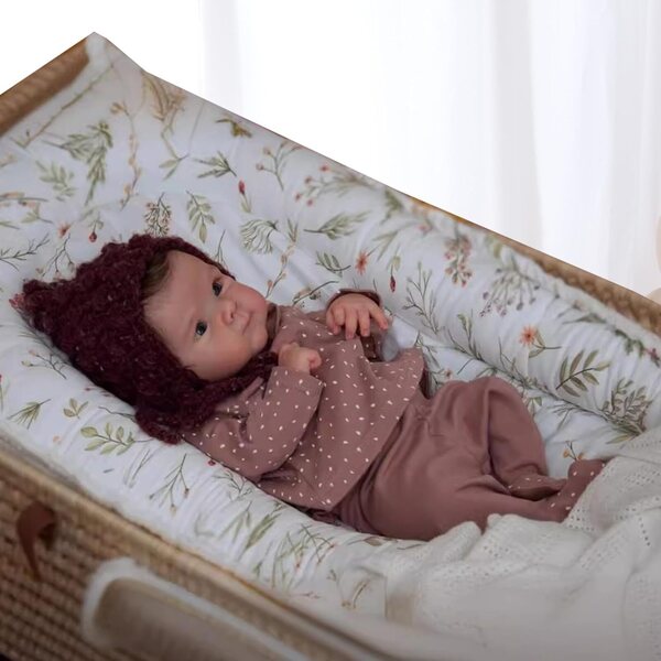 Realistická silikonová dětská muñeca 48 cm s otevřenýma očima a pohyblivými končetinami
