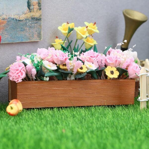 Miniatuur bloem- en bedmodel voor poppenhuis in hars en hout 8 cm