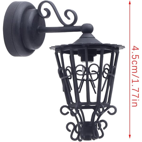 1/12 Miniatur-LED-Wandlampe für Puppenhäuser, aus ausgehöhltem schwarzem Metall
