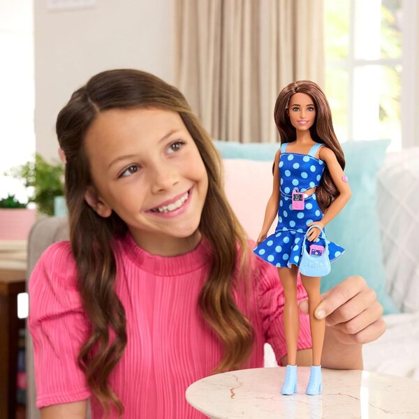 Barbie Fashionistas mit Typ-1-Diabetes und Polka-Dot-Outfit, inklusive Modeaccessoires