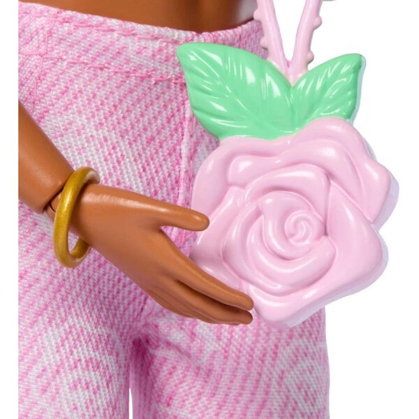 Barbie Deluxe Style Pinke Jeanspuppe mit Blumenaccessoires und Schlagjeans