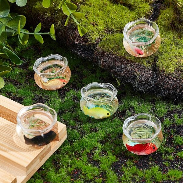MINI-AQUARIUM-Puppenhaus, 5-teilig, realistisches Design mit farbigen Kunststoff-Fischen