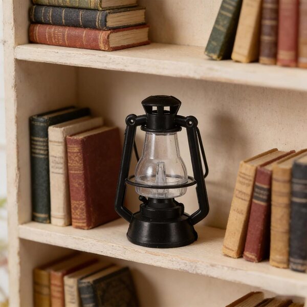 10 lampade a petrolio vintage in miniatura in nero per la casa delle bambole e le decorazioni natalizie