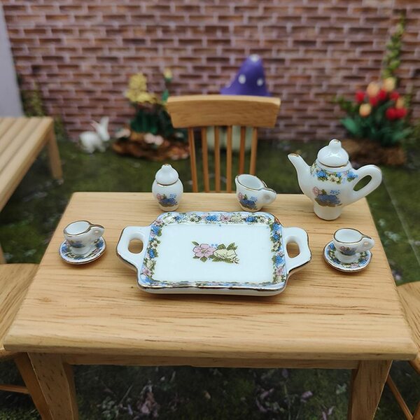 Teeservice Miniatur-Set 8-teilig aus Keramik mit Goldrand – Puppenhaus-Zubehör 1:12