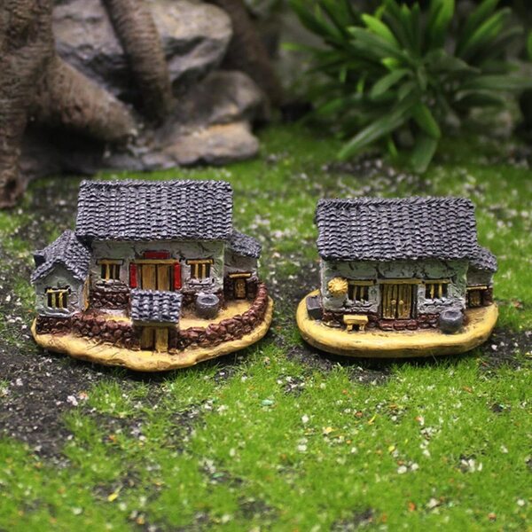 Ornamente für Landhaus aus Kunstharz mit Strohdach, Set mit 2 rustikalen Mini-Dekorationen, 6 x 4,7 x 3,5 cm