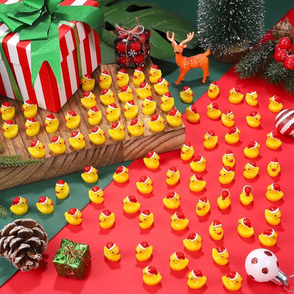 80 Mini-Enten aus Kunstharz mit Weihnachtsmütze für Weihnachtsdekorationen