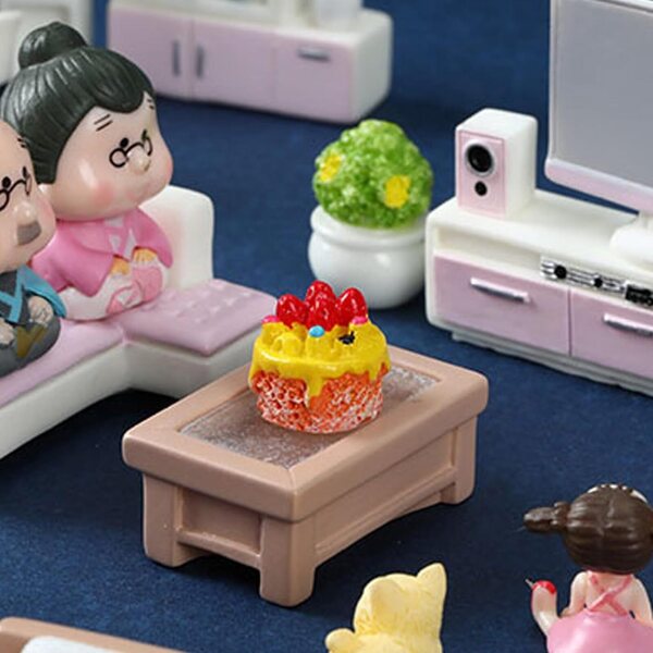 Set Miniature Mobili Realistici in Legno per Case delle Bambole con Tazza da Caffè