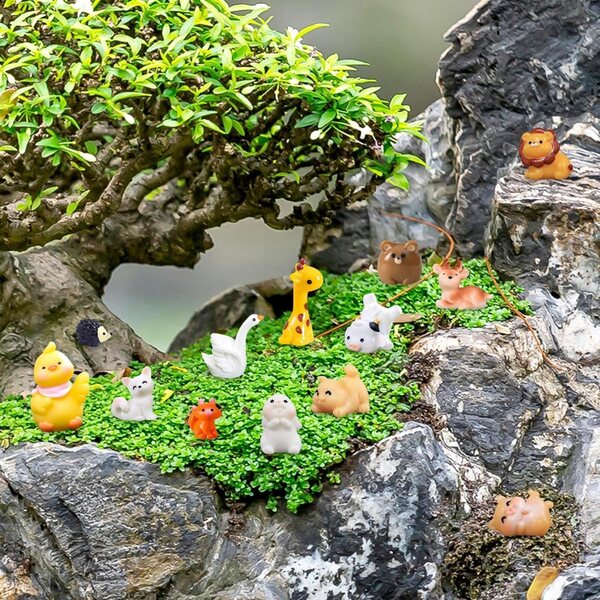 56 Mini Animali in Resina per Micro Giardini, Case delle Bambole e Decorazioni Varie