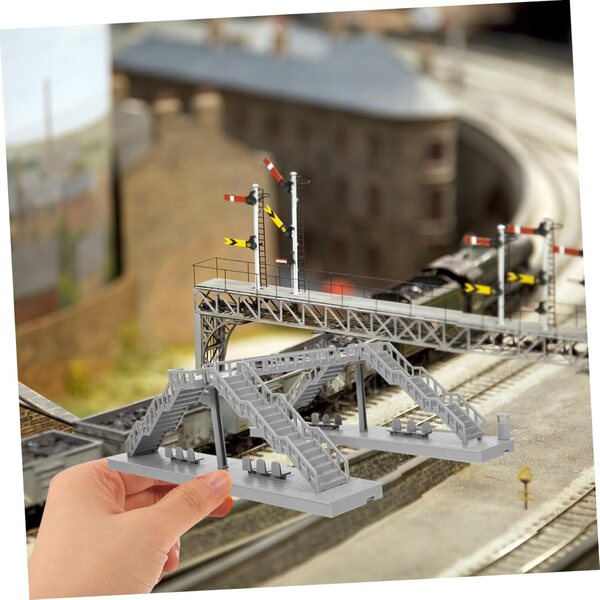 Miniatur-DIY-Fußgängerbrücke aus ABS für Puppen und Landschaftsdekorationen