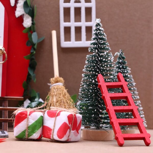 Set Miniature Natalizie per Casa delle Bambole in Legno 1:12 con Alberelli e Pupazzo di Neve