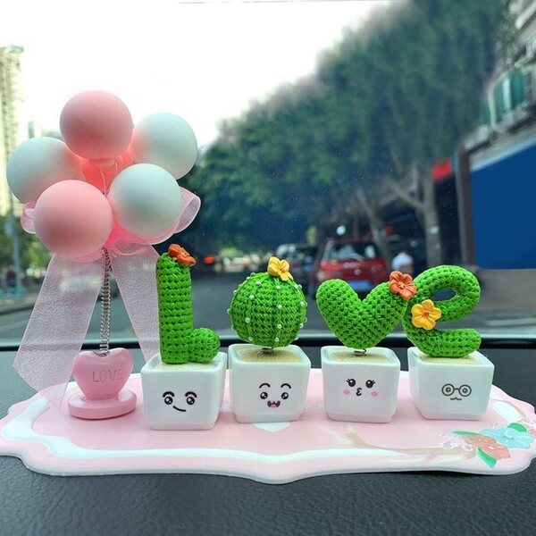 Set 4 Mini Cactus in Resina per Micro Paesaggi e Decorazioni Artistiche