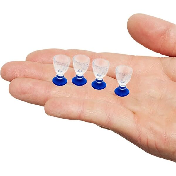 Set 4 Mini Bicchieri da Vino Blu in Plastica per Casa delle Bambole 15x9mm