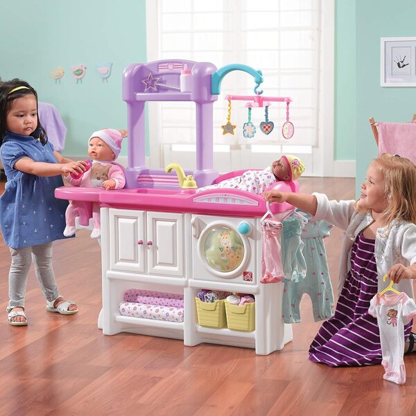 Step2 Love & Care Nursery Deluxe per Bambole con Accessori e Lavatrice, Gioco Bambini