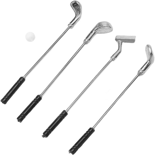 Set mit 5 Minigolfschlägern für Puppenhäuser im Maßstab 1:12 aus Kunststoff und Legierung