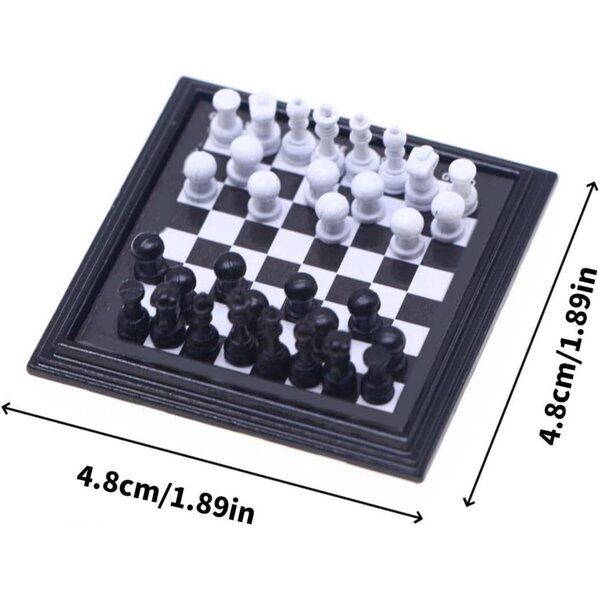 Mini Scacchiera Vintage in Metallo per Case delle Bambole e Decorazioni