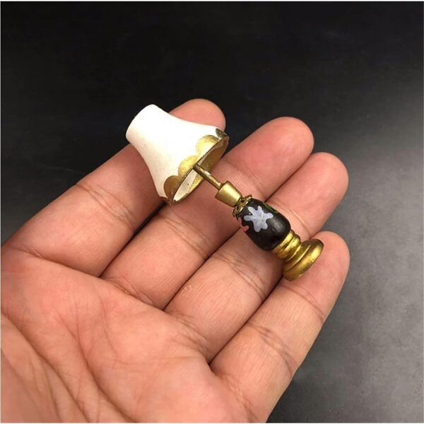 Tischlampe im Maßstab 1:6 für 12-Zoll-Actionfiguren – AMITD-Miniaturen