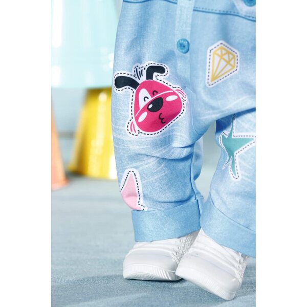 BABY born Deluxe Jeans Overall 43cm con berretto e Scarpe per Bambole - Set Completo