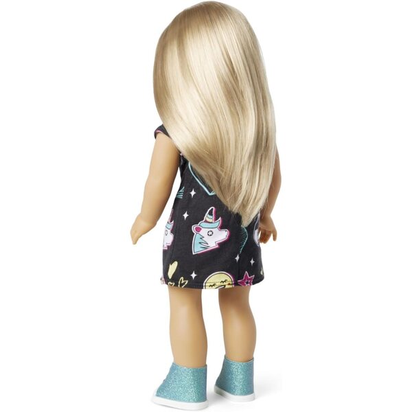 American Girl Truly Me Show Your Wild Side Outfit: Batikkleid und rosa Sandalen