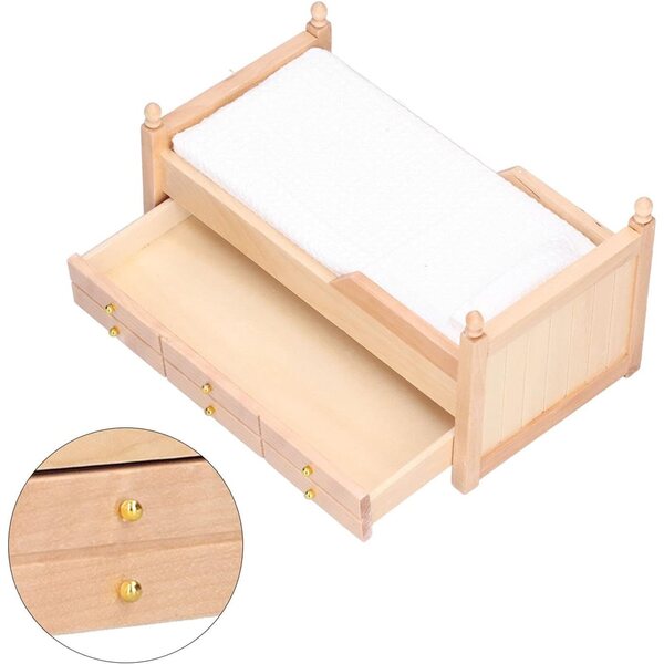Letto Miniatura in Betulla per Casa delle Bambole 1:12 con Materasso e Cuscino