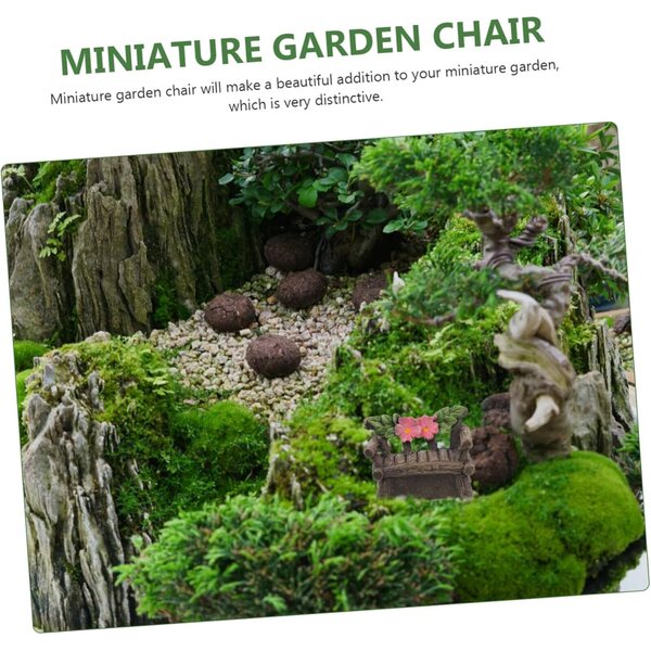 Sedia in miniatura marrone scuro in resina per giardino e casa delle bambole 6x4x3 cm