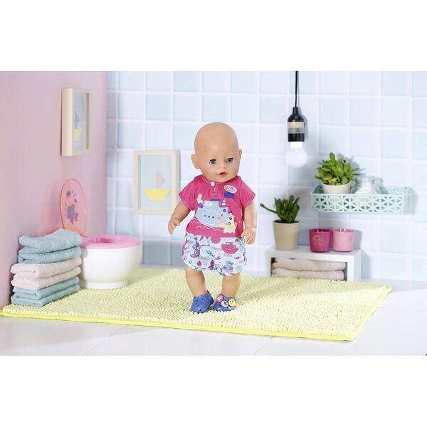 BABY born Set Bagno con Pigiama e Clogs per Bambole da 43 cm, Motivi Marini