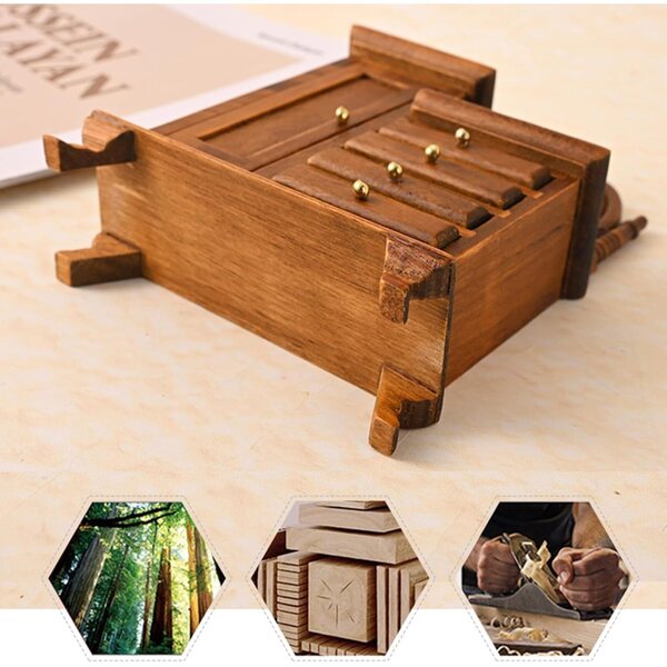 Vintage Miniatur Schminktisch aus Holz 1:16 für Puppenhäuser mit funktionellen Schubladen