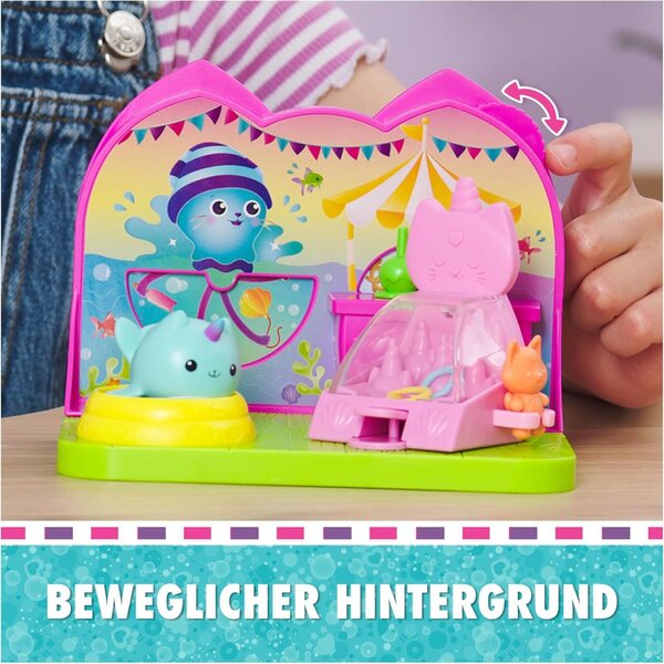 Gabby's Dollhouse Deluxe Room Fest-Raum mit Narwal-Kätzchen, Set mit Zubehör und Spielen