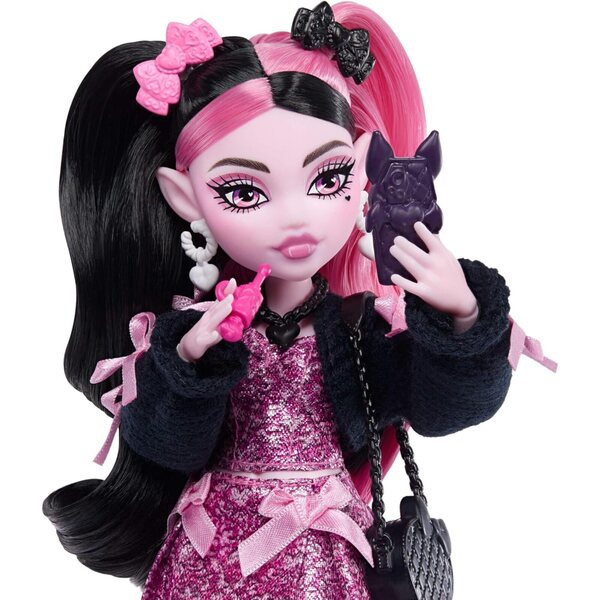 Monster High Draculaura avec robe rose, accessoires et chauve-souris Count Fabulous