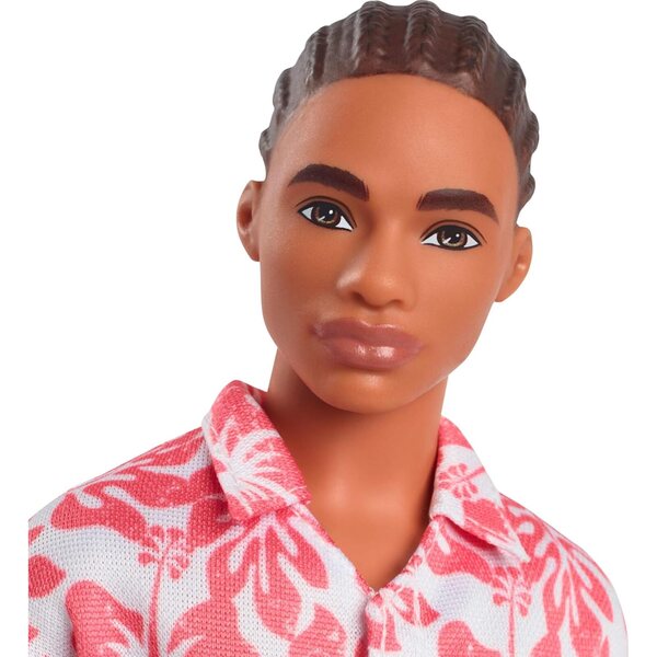 Barbie Ken Fashionistas mit geflochtenem Haar und korallenrotem Hawaii-Strampler