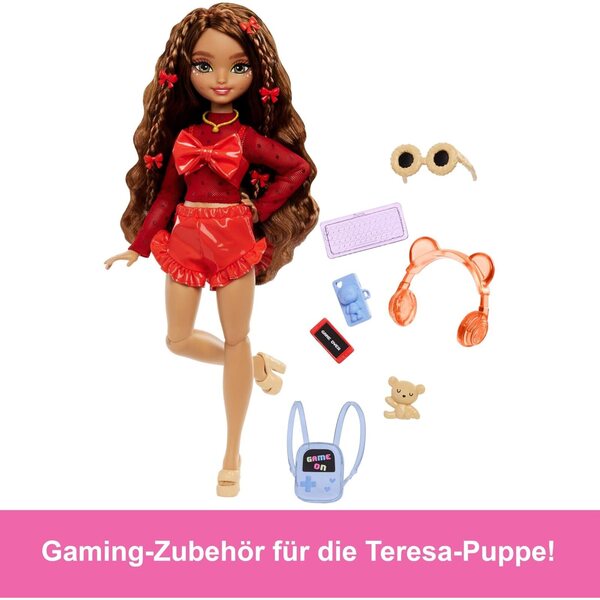 Barbie Dream Besties Teresa bambola con accessori tema videogiochi, 10 pezzi