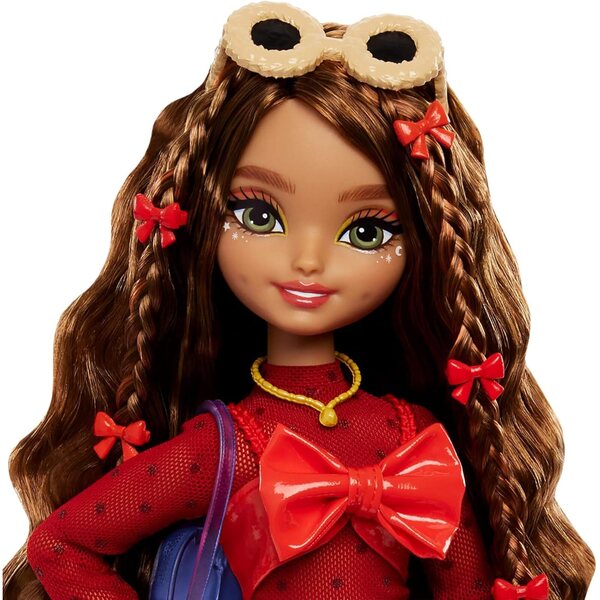Barbie Dream Besties Teresa bambola con accessori tema videogiochi, 10 pezzi