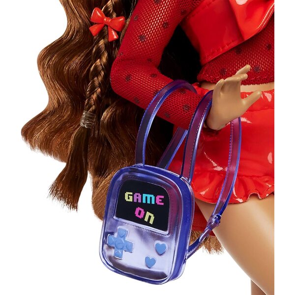 Barbie Dream Besties Teresa bambola con accessori tema videogiochi, 10 pezzi