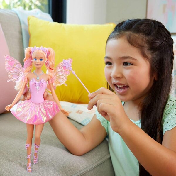 Barbie Fatata con Ali e Outfit a Cambiamento Colore e Accessori Magici