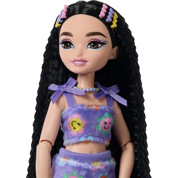 Barbie Dream Besties Renee mit Zubehör, Pupa Moda mit Rollschuh und Blumen-Outfit