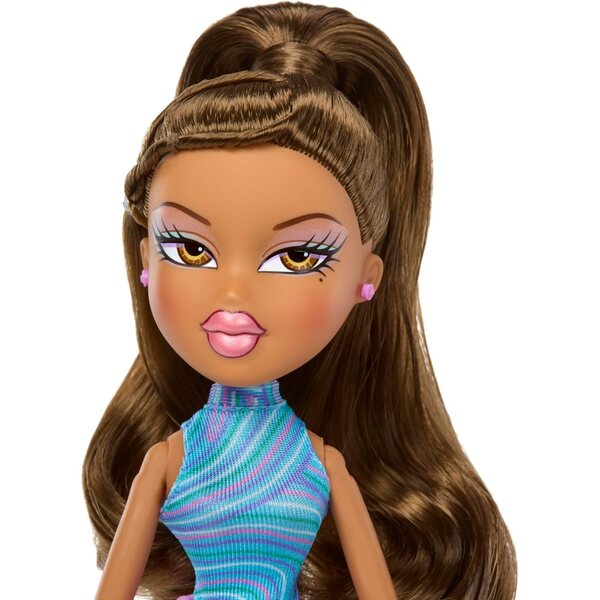 Bratz Play Sportz Yasmin: Sportpuppe mit Turnzubehör und Mode