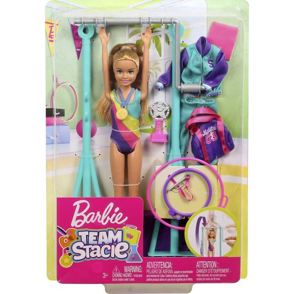 Barbie Stacie Gymnastica mit Gymnastikset und 7 Zubehörteilen für Kinder von 3–7 Jahren