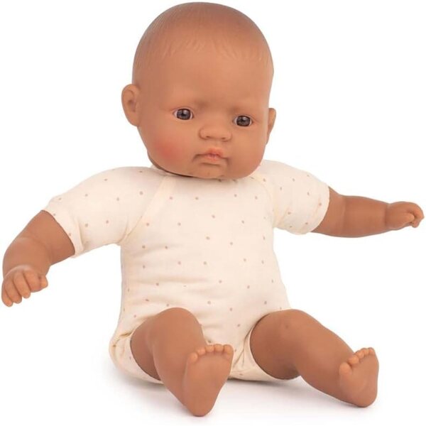 Miniland Latinoa Puppe 32 cm mit weichem Körper und realistischem Gesicht in Geschenkbox